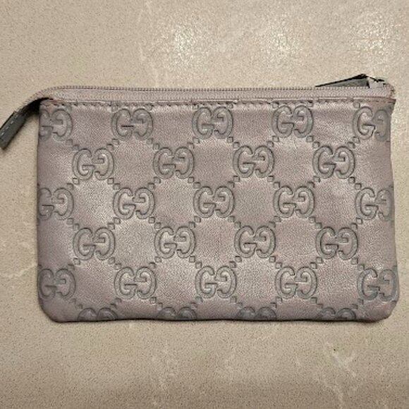 GUCCI Logo Zip Wallet Pouch. UNISEX. Embossed Logo. - Picture 6 of 7